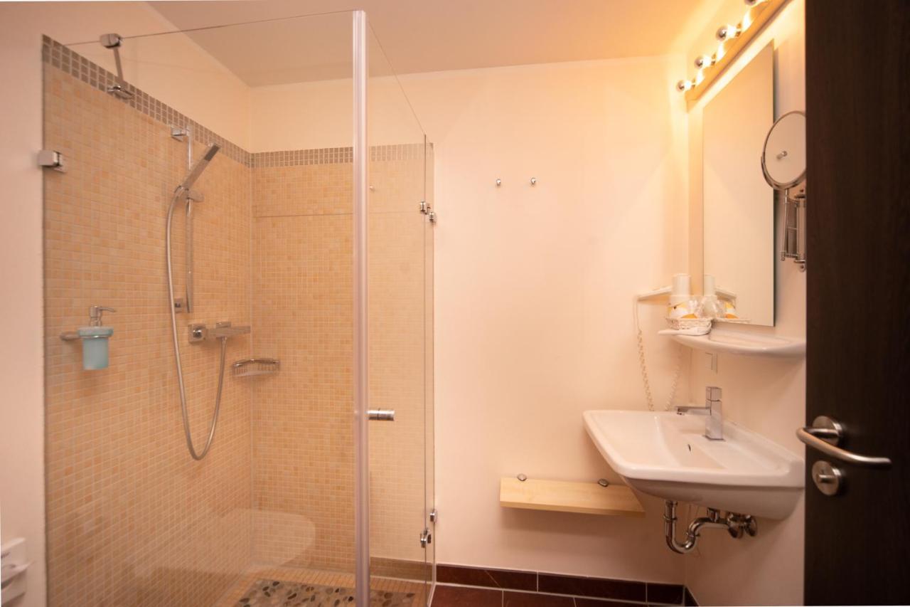 Bergwirtschaft Wilder Mann Und Restaurant 4* Dresden
